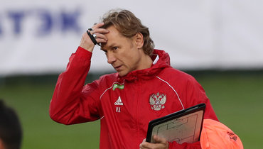 Валерий Карпин.