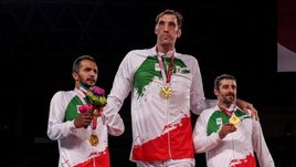 Самый высокий спортсмен мира выиграл Паралимпиаду. Как иранец ростом 246 см оставил Россию без золота