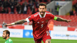 Смолов и раскрепощение. Рабинер — о стилях Карпина и Черчесова на примере форварда «Локо»