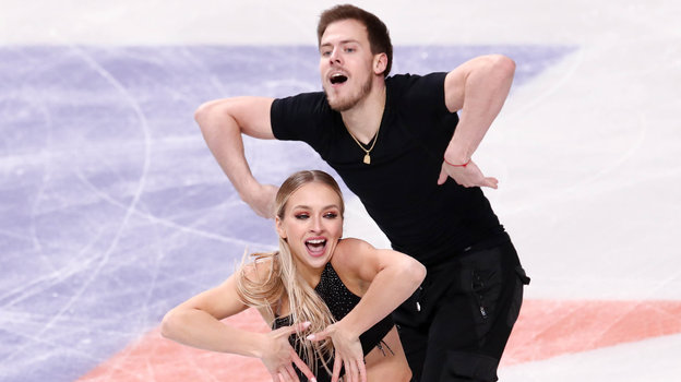 11 сентября. Челябинск. Виктория Синицина и Никита Кацалапов. Фото Дарья Исаева, «СЭ» / Canon EOS-1D X Mark II 11 сентября. Челябинск. Виктория Синицина и Никита Кацалапов. Фото Дарья Исаева, «СЭ» / Canon EOS-1D X Mark II