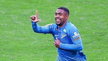 11 сентября. Санкт-Петербург. «Зенит» — «Ахмат» — 3:1. Малком.