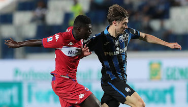 Алексей Миранчук (справа).