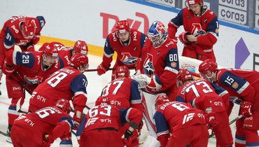 Хоккеисты «Локомотива».