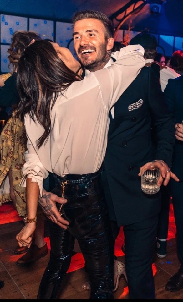 Дэвид и Виктория Бекхэм. Фото Instagram Дэвид и Виктория Бекхэм. Фото Instagram