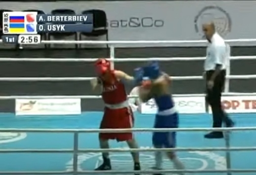 Бой с участием Александра Усика. Бой с участием Александра Усика.