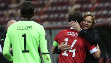 Гильерме, Георгий Джикия и Валерий Карпин.