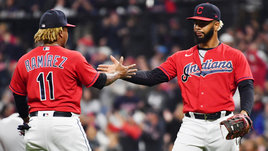 Америка уничтожает последние «индейские» спортивные бренды. Они считались расистскими