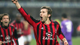 «Я футболист, а не политик, и не хочу заниматься ею. Очень переживаю, следя за тем, что происходит в Украине». Андрею Шевченко — 45!