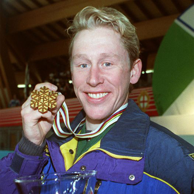 Гунде Сван. Гунде Сван.