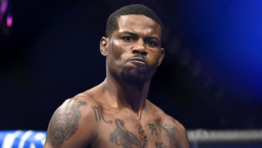 Кевин Холланд.