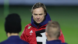 «Дзюба? Не считаю, что нужно кого-то заставлять играть за сборную». Карпин — о нападающем «Зенита», Глушакове, Прядкине и Миранчуке