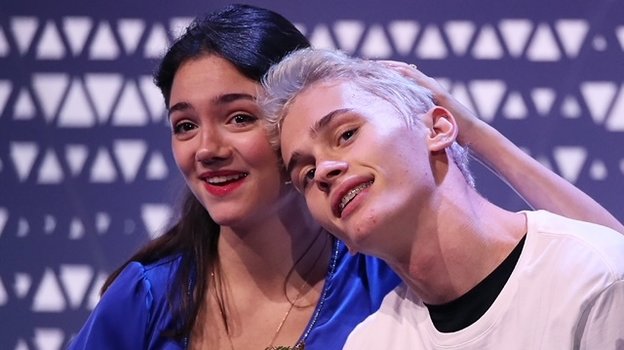 Даня Милохин и Евгения Медведева. Фото Дарья Исаева, «СЭ» / Canon EOS-1D X Mark II Даня Милохин и Евгения Медведева. Фото Дарья Исаева, «СЭ» / Canon EOS-1D X Mark II