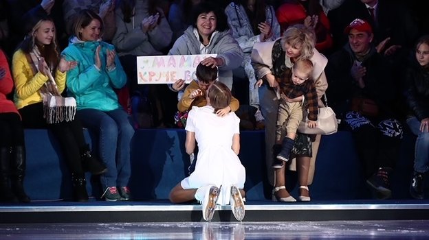 Дарья Мельникова с сыном. Фото Дарья Исаева, «СЭ» / Canon EOS-1D X Mark II Дарья Мельникова с сыном. Фото Дарья Исаева, «СЭ» / Canon EOS-1D X Mark II