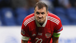 Карпин остался без лучшего игрока сентября в РПЛ. Дзюба — предатель сборной России?