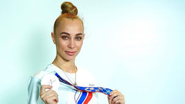 Аверины, Винер-Усманова, отобранные телефоны и тренировки до двух часов ночи. Откровенное интервью олимпийской чемпионки-2016 Анастасии Максимовой