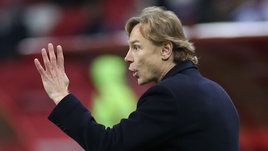 Карпин держит темп Романцева и Капелло. Но Садырин и Слуцкий начинали со сборной России лучше