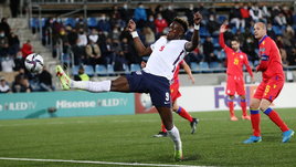 У Англии голевой пас сделал даже вратарь, Якин приблизился к Манчини, Дания установила рекорд результативности