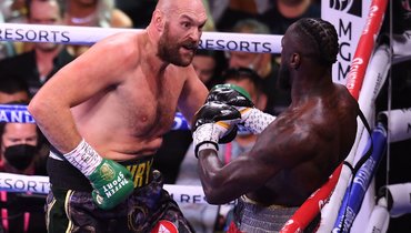 10 октября. Лас-Вегас. Тайсон Фьюри (слева) против Деонтея Уайлдера.