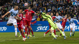 «Россия играла лучше и отомстила за поражение 2009 года». Что в Словении говорят о победе нашей сборной