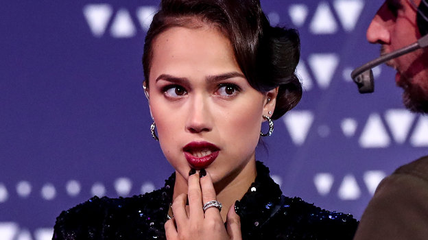 Алина Загитова. Фото Дарья Исаева, «СЭ» / Canon EOS-1D X Mark II Алина Загитова. Фото Дарья Исаева, «СЭ» / Canon EOS-1D X Mark II