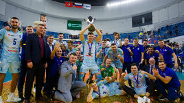 «Динамо» в 11-й раз побеждает «Зенит». Суперкубок России у бело-голубых