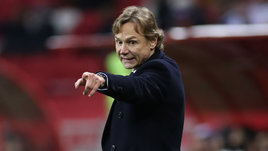 «В следующий раз напишу Дзюбе: «Ну что, набрал форму?» Карпин — о диете, капитанской повязке и шансах на выход на ЧМ-2022