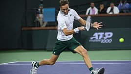 Медведев вылетел в Индиан-Уэллсе, проиграв 8 геймов подряд. Черный день россиян