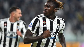 «Ювентус» и «Барселона» победили, игроки «Тоттенхэма» помогли спасти болельщика, в Голландии под фанатами рухнула трибуна