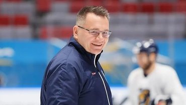 Андрей Назаров.