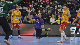 Торжество атаки. «Чеховские медведи» пропустили 39 мячей и проиграли на старте Лиги Европы