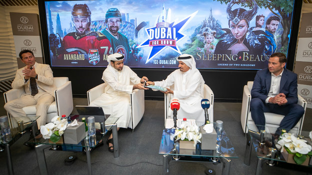 Александр Крылов и Алексей Морозов на переговорах в Дубае. Фото ХК «Авангард» Александр Крылов и Алексей Морозов на переговорах в Дубае. Фото ХК «Авангард»