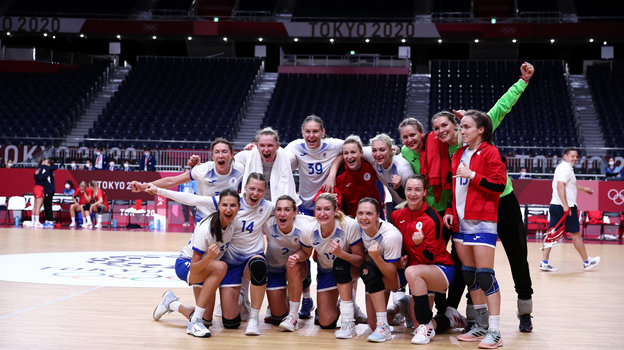 Женская сборная России на Оимпиаде в Токио. Фото Дарья Исаева, «СЭ» / Canon EOS-1D X Mark II Женская сборная России на Оимпиаде в Токио. Фото Дарья Исаева, «СЭ» / Canon EOS-1D X Mark II