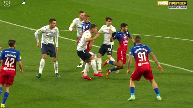 Эпизод матча 12-го тура Тинькофф чемпионата России ЦСКА — «Крылья Советов». Эпизод матча 12-го тура Тинькофф чемпионата России ЦСКА — «Крылья Советов».