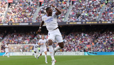 24 октября. Барселона. Стадион «Камп Ноу». «Барселона» — «Реал» — 1:2.