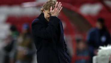 Валерий Карпин.