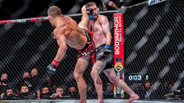 Потрясающий бой Петра Яна! Сибиряк тревожно начал, но переломил ситуацию и разбил Сэндхагена