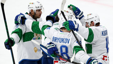 Хоккеисты «Салавата Юлаева».