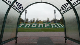 На этом легендарном московском стадионе били «Манчестер», «Севилью» и «Монако». Сейчас его крушат экскаваторы