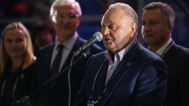 Борис Скрынник. Борис Скрынник.