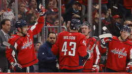 Суперсезон Овечкина продолжается: догнал Халла, отметил ассистентский юбилей и обогнал Ковалева