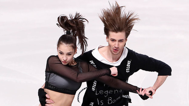 Елизавета Шанаева и Девид Нарижный. Фото Дарья Исаева, «СЭ» / Canon EOS-1D X Mark II Елизавета Шанаева и Девид Нарижный. Фото Дарья Исаева, «СЭ» / Canon EOS-1D X Mark II