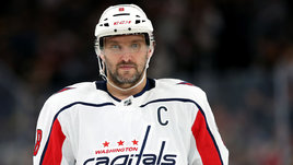 Овечкин не смог ничего сделать против главной сенсации сезона