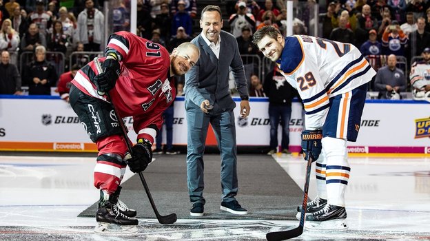 Леон Драйзайтль (справа). Леон Драйзайтль (справа).