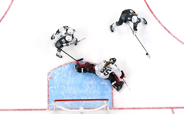 Женский хоккей в формате «три на три». Фото Getty Images Женский хоккей в формате «три на три». Фото Getty Images