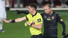 «Для каждого футболиста попасть на ЧМ — мечта». Глушаков — об отпуске Черевченко, соперниках по стыкам и долгах по зарплате