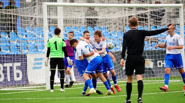 Футболисты академии «Динамо». Фото ФК «Динамо» Футболисты академии «Динамо». Фото ФК «Динамо»