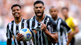 Невероятный Халк. За год стал супергероем чемпионата Бразилии и легендой «Атлетику Минейру»