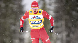 Норвежцы разносят Россию в Лиллехаммере. Большунов винит лыжи