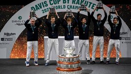 «Салатница» — наша. Россия третий раз в истории выиграла Кубок Дэвиса