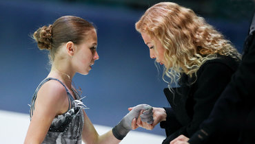 Александра Трусова и Этери Тутберидзе.